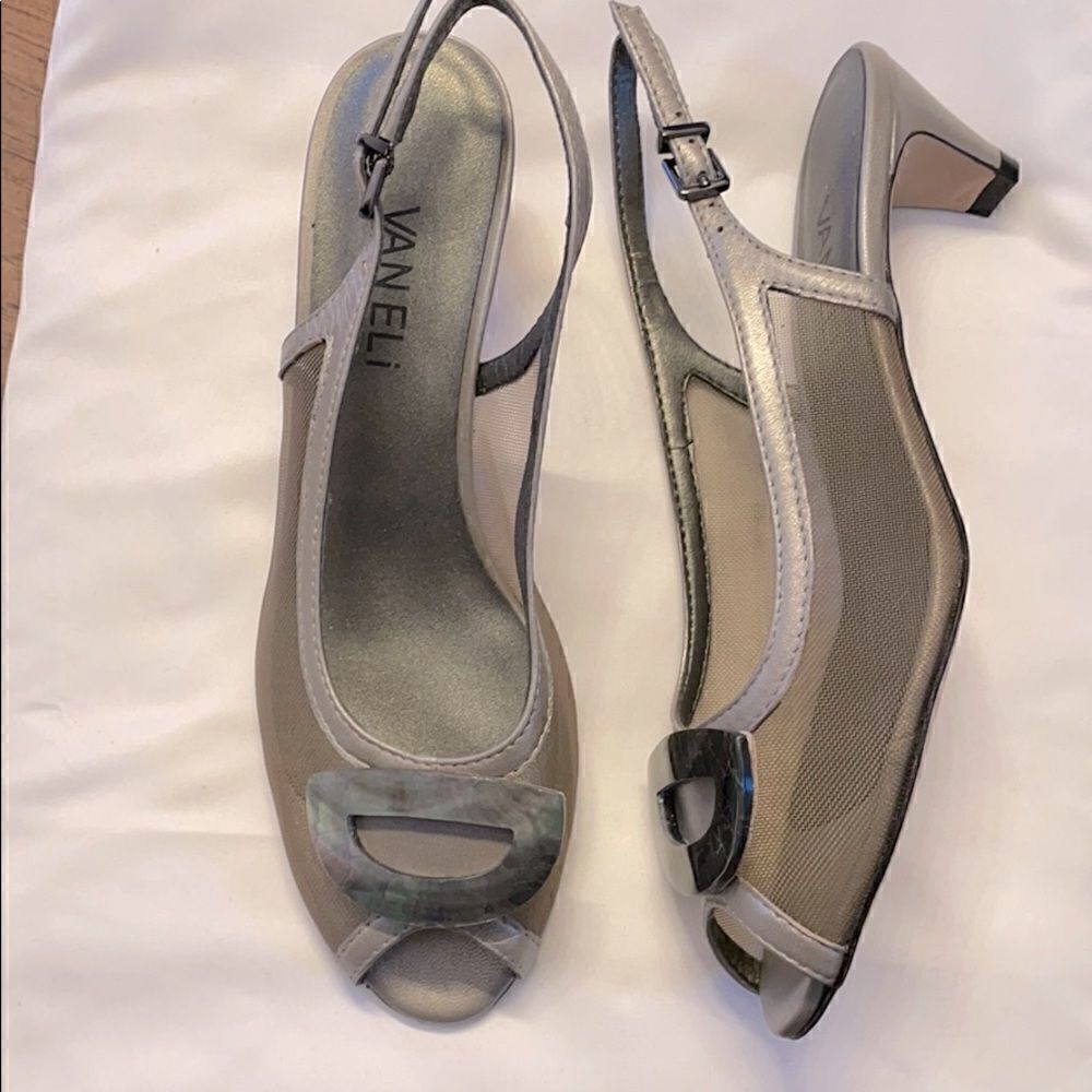 VANELI LEATHER MESH SANDALS.  NEW